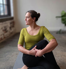 Load image into Gallery viewer, Skyline Tee - Sewing Pattern - Sew House Seven - Sizes 00-20