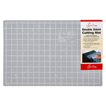 Load image into Gallery viewer, Cutting Mat M - 28cm x 43cm / 11in x 17in
