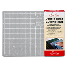 Load image into Gallery viewer, Cutting Mat S - 28cm x 20cm / 11in x 9in
