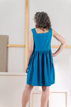 Load image into Gallery viewer, Laureles Square-Neck Top &amp; Dress - Sewing Pattern - Liesl &amp; Co - Sizes 0-20 - Diff 1/4
