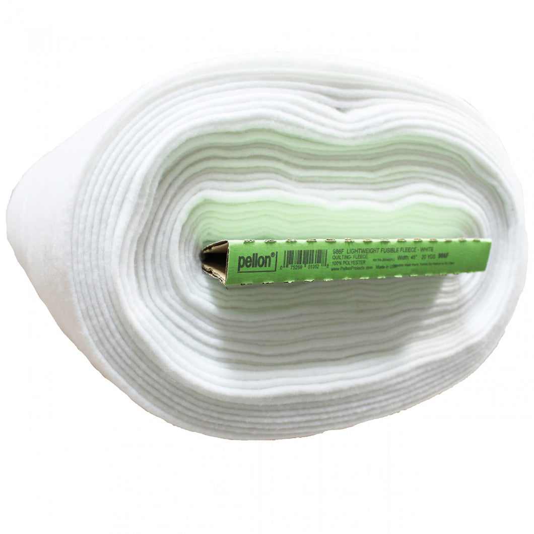 Remnant 986F - Lightweight Fusible Fleece - White - 50cm x 55cm