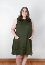 Load image into Gallery viewer, Farrow Dress Sewing Pattern Grainline Studio - Sizes 14-30 - Advanced Beginner
